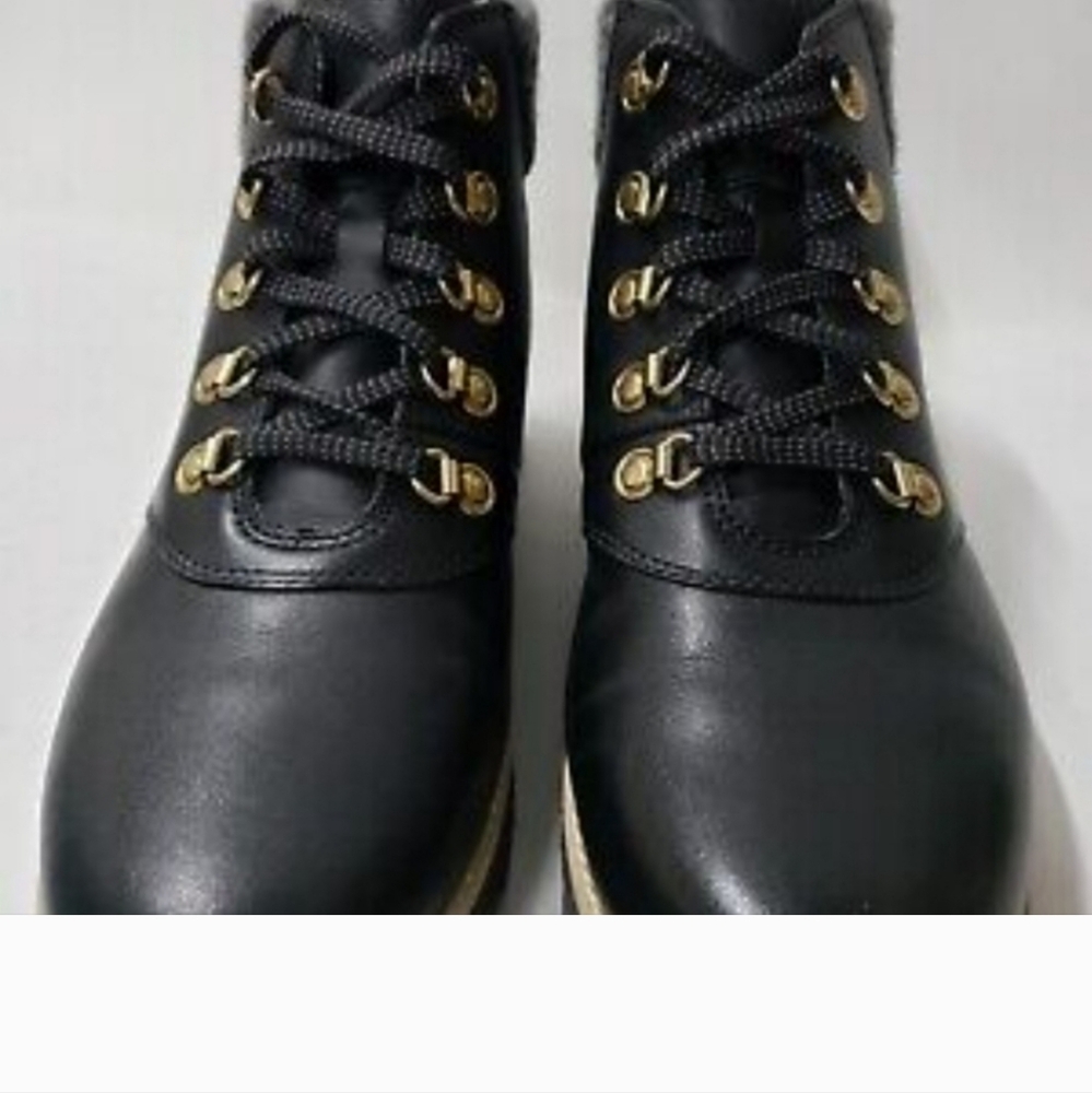 Boots - Picture 8 of 9